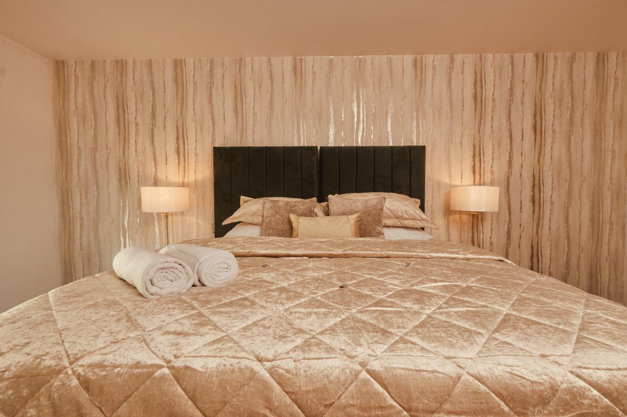 Central Leeds Dock Apt, Free Secure Parking! 2 Bed 외부 사진
