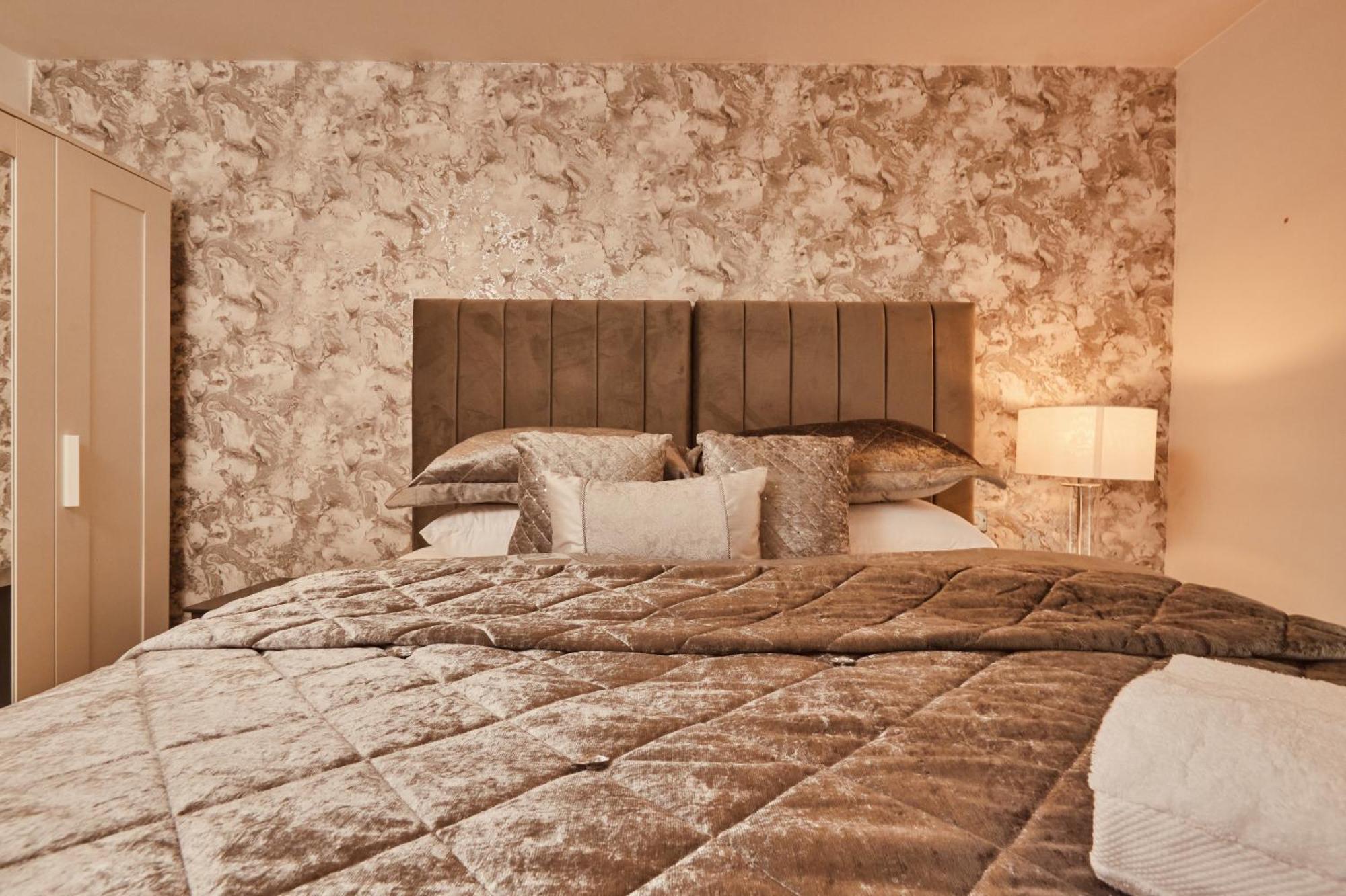 Central Leeds Dock Apt, Free Secure Parking! 2 Bed 외부 사진