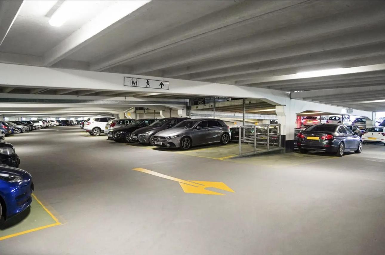Central Leeds Dock Apt, Free Secure Parking! 2 Bed 외부 사진