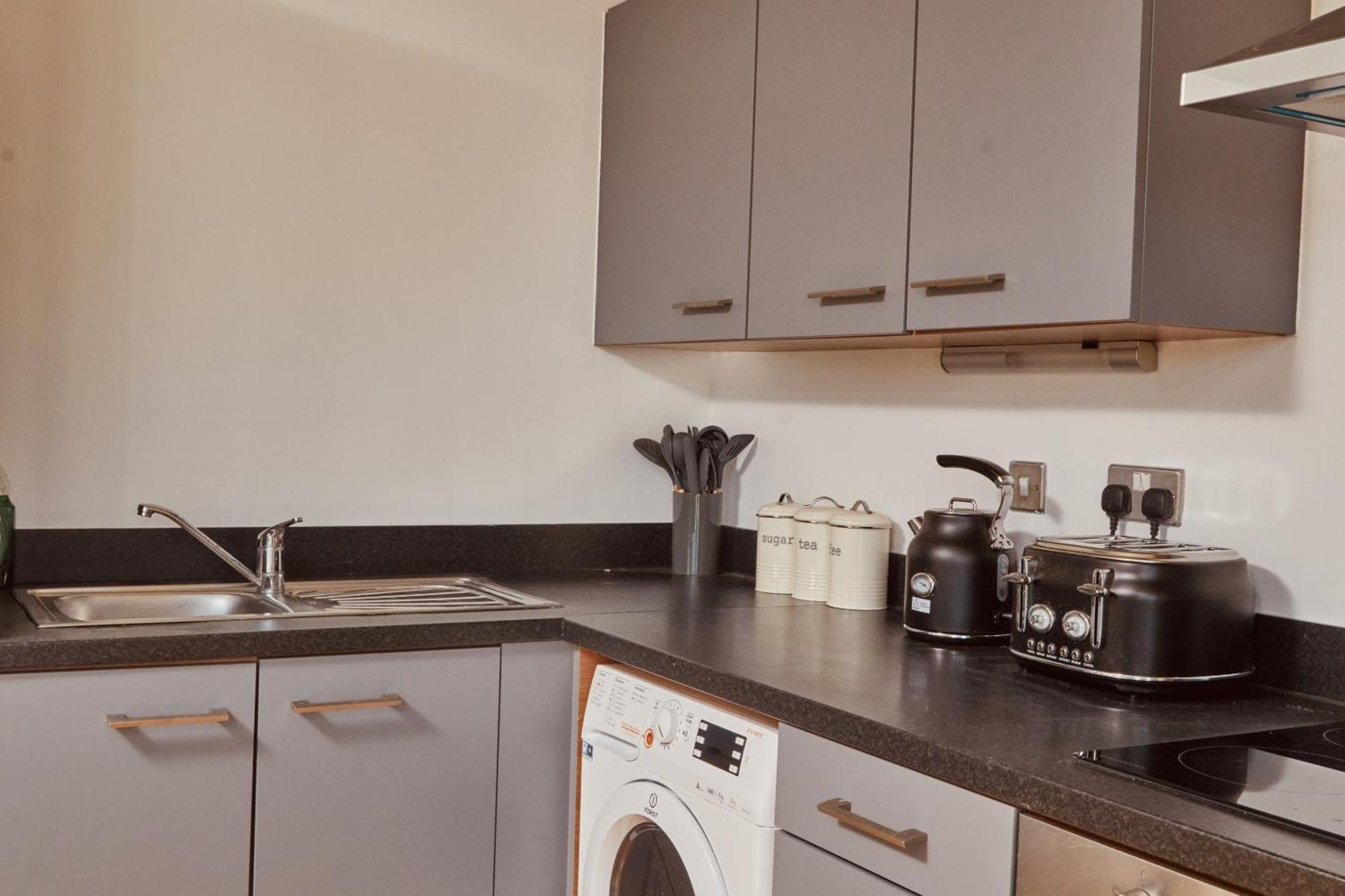 Central Leeds Dock Apt, Free Secure Parking! 2 Bed 외부 사진