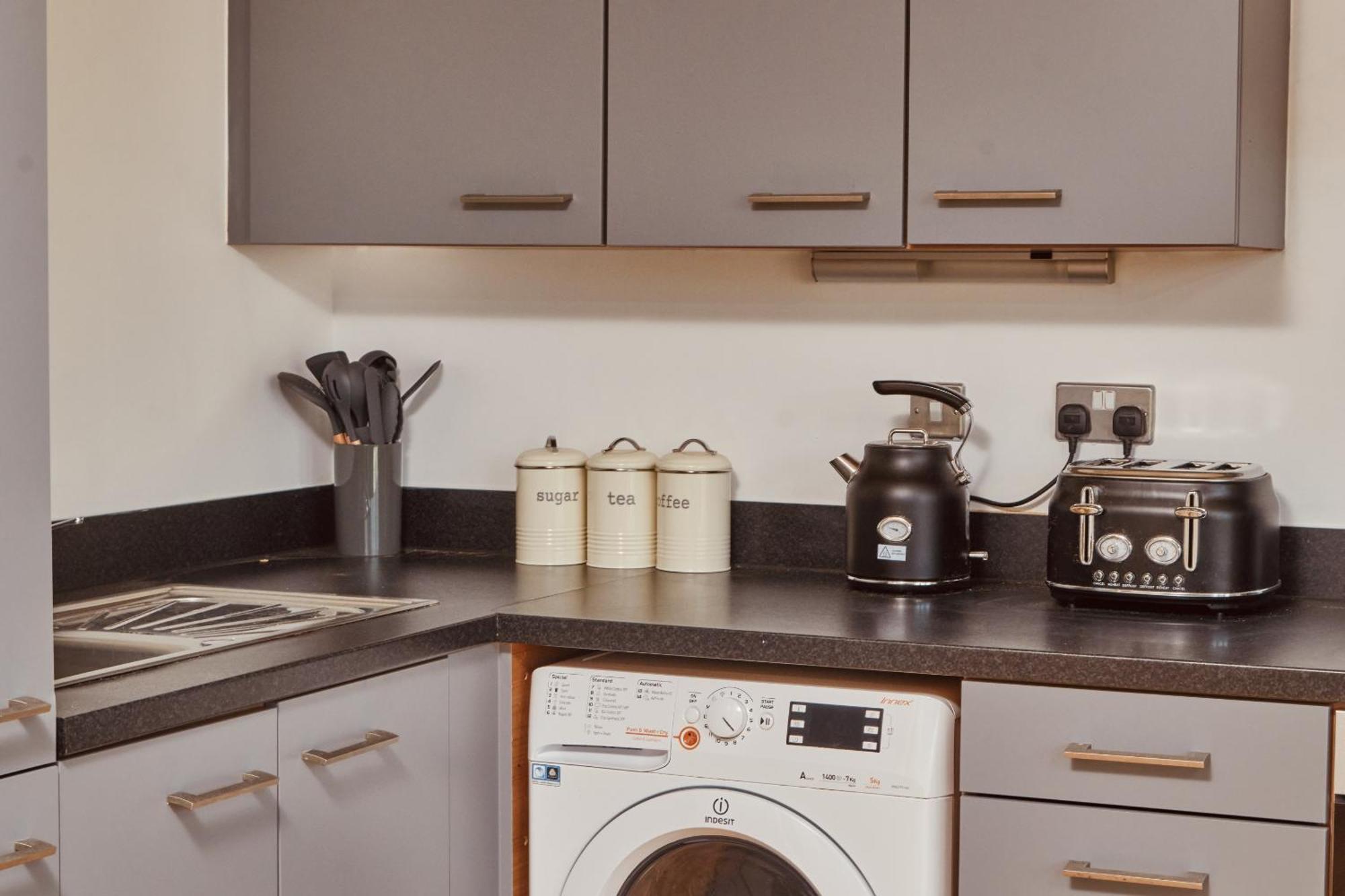 Central Leeds Dock Apt, Free Secure Parking! 2 Bed 외부 사진