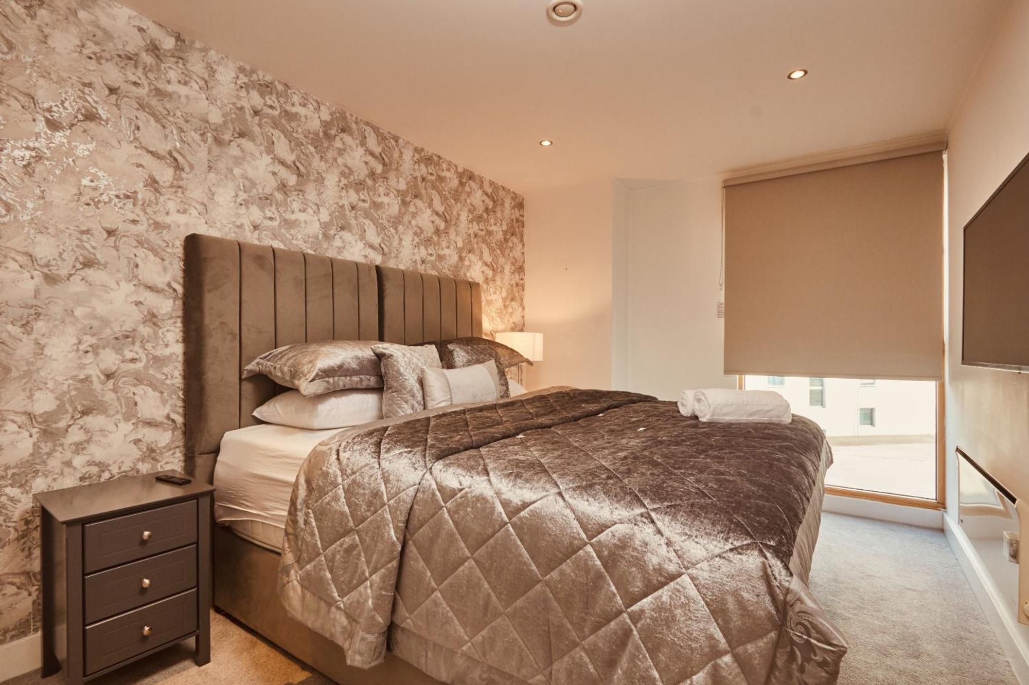 Central Leeds Dock Apt, Free Secure Parking! 2 Bed 외부 사진
